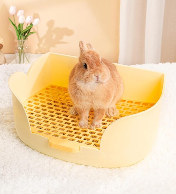 Large Rabbit Litter tray for Cage, Small Animal Litter Pet Toilet Potty Trainer Corner Litter Bedding Box Pet Pan for Adult Guinea Pigs, Chinchilla, Ferret, Galesaur (Yellow)